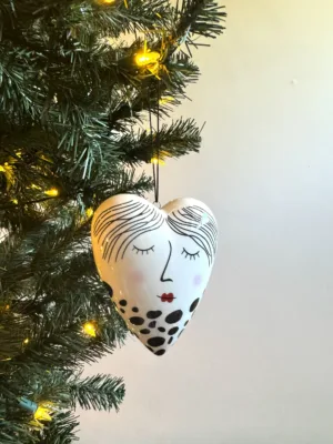 Ornement de Noël : Cœur décoratif en céramique - 10cm