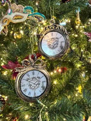 Ornement de Noël : Horloge vintage en laiton - 12 cm