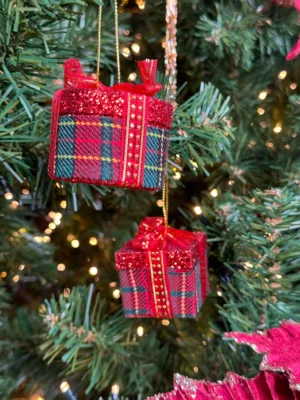 Ornement de Noël : Boîte cadeau ronde, rouge - 4,2cm