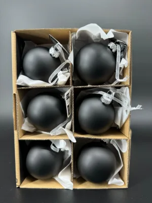 Boule de Noël : noire mat en verre  - 6 cm
