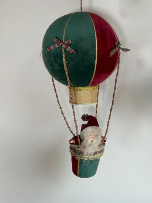 Ornement de Noël : Ballon aérostat suspendu avec père Noël - 65cm