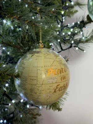 Boule de Noël : Globe vert claire en verre, D 10 cm