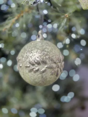 Boule de Noël : en verre vert claire, D: 10 cm