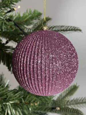 Boule de Noël : scintillante en rose-violet,  D: 10 cm