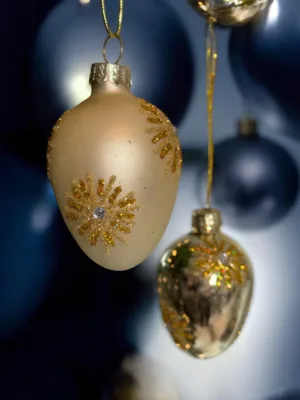 Boule de Noël :  oeufs doré